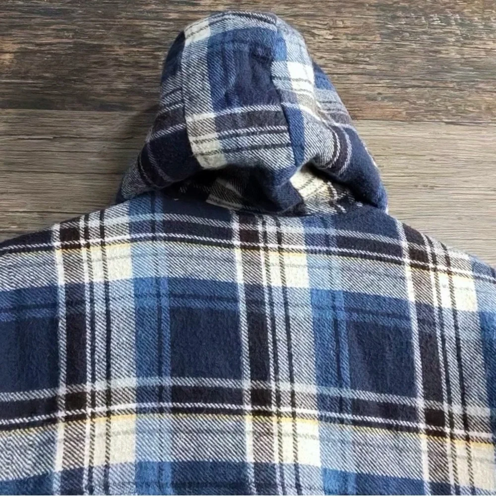 Authentic BTC Trading Co Navy and Beige Plaid Flannel Hooded Shirt Jacket - Picture 10 of 12